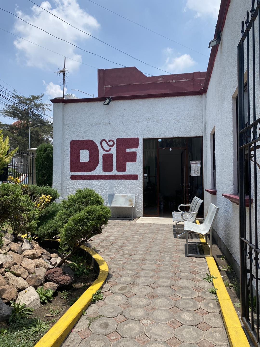 DIF TIZAYUCA 2024-2027 FORTALECE EL BIENESTAR DE LAS FAMILIAS CON APOYOS SOCIALES Y DE SALUD.